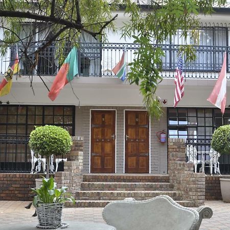 A Knights Rest Guesthouse Pretoria-Noord Dış mekan fotoğraf