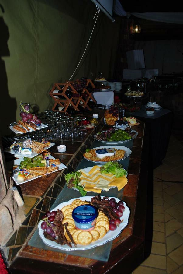 A Knights Rest Guesthouse Pretoria-Noord Dış mekan fotoğraf